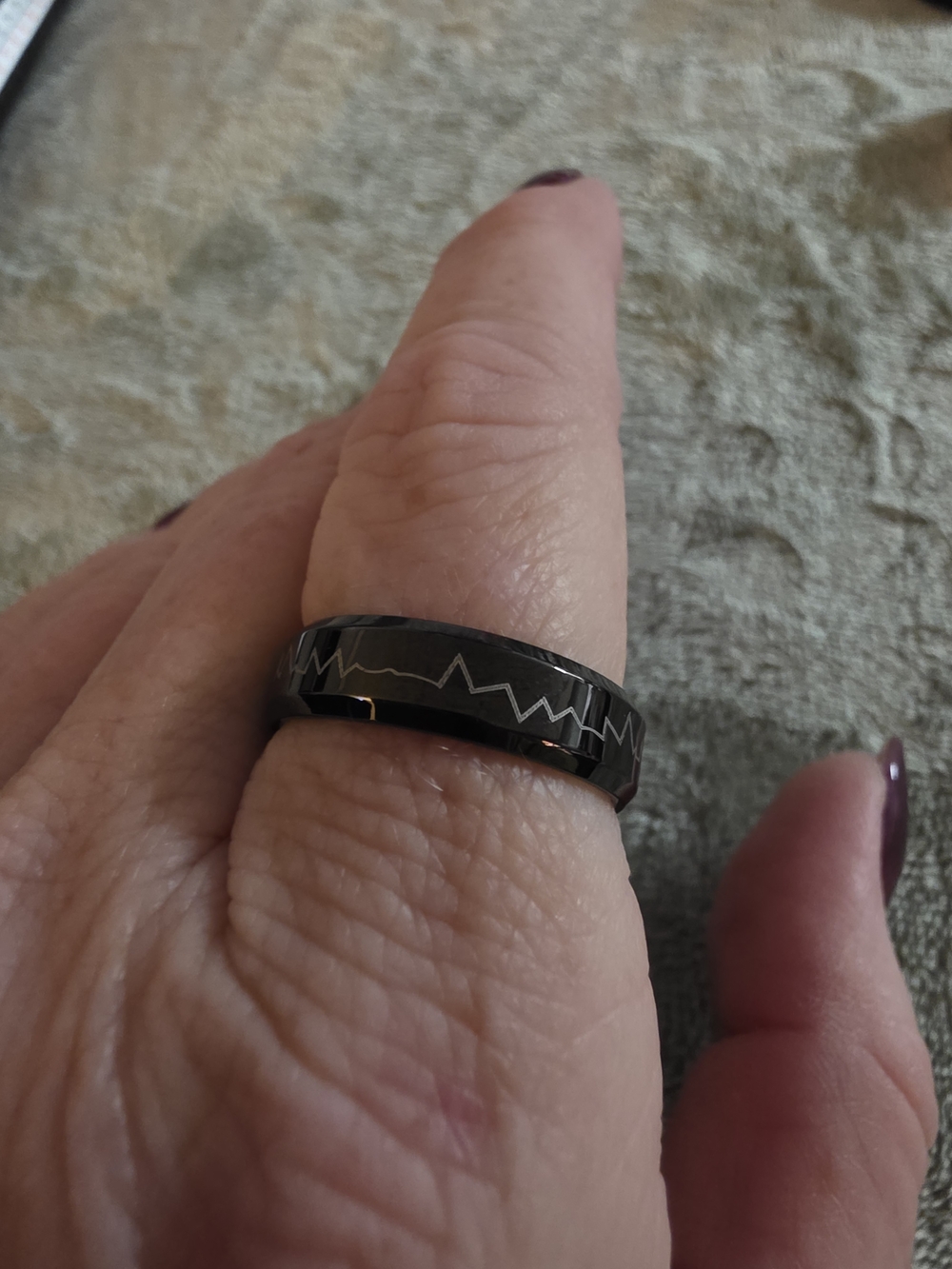 Black Stainless Steel Ring with Heartbeat Engraving. Size 10 See Pics - Picture 2 of 7